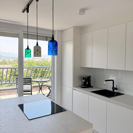 Luxe Penthouse With A Castle View Liubliana Exterior foto